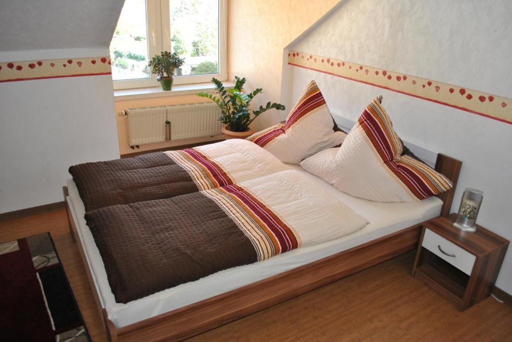 Moselhotel Ludwigs Kowerich Room photo