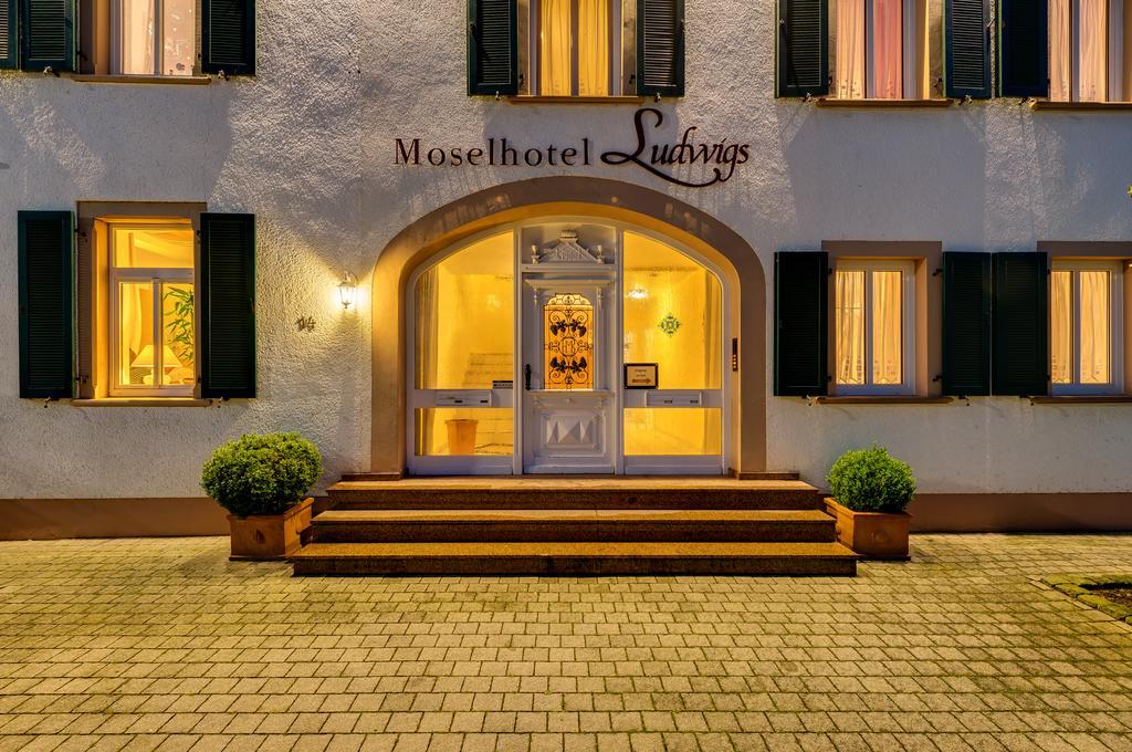 Moselhotel Ludwigs Kowerich Exterior photo